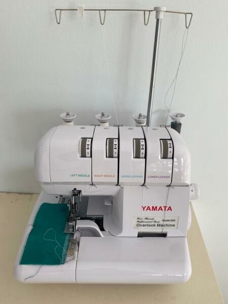 YAMATA 320 Ev Tipi 3-4 İplik Overlok Makinesi